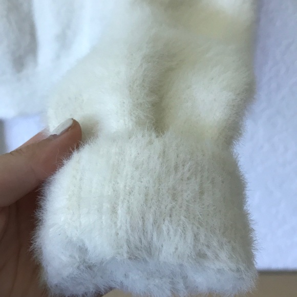 Soft Forever 21 White Sweater - Picture 2 of 2